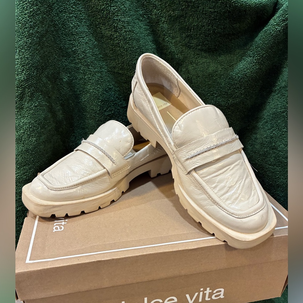 Dolce Vita Off-White Women’s Loafers - Picture 3 of 8